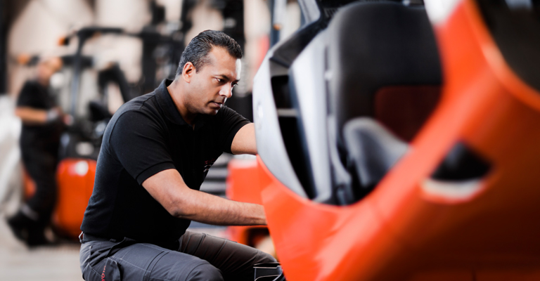 sửa chữa xe nâng Khu chế xuất và công nghiệp Linh Trung