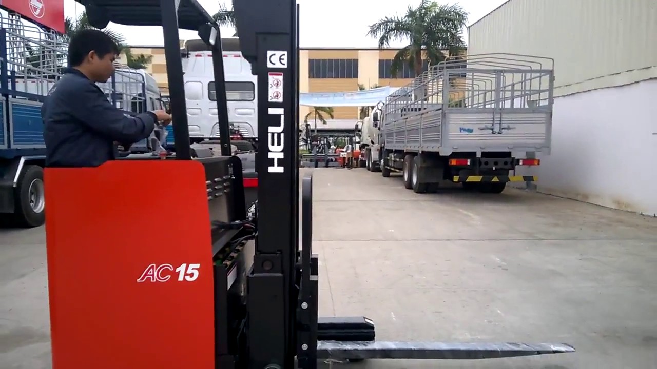 xe nâng heli
